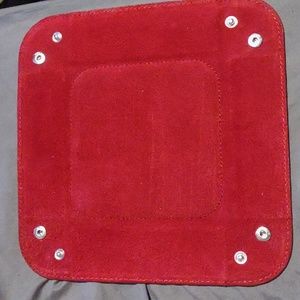 1 NWOT,Leather Valet,